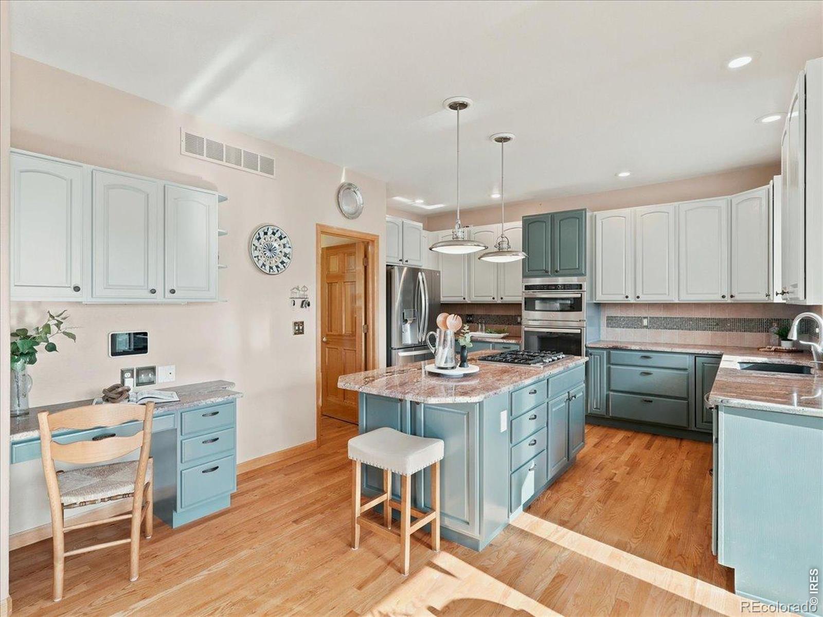 MLS Image #10 for 1669  brown court,longmont, Colorado