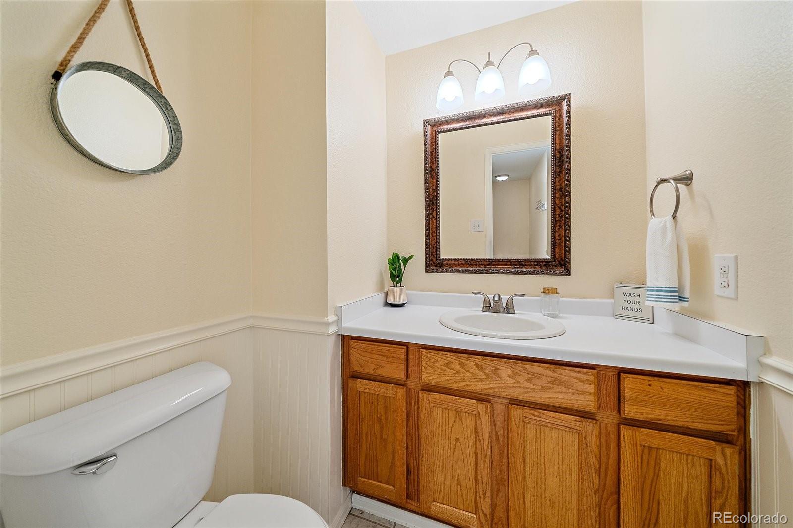 MLS Image #12 for 13404  raritan way,denver, Colorado