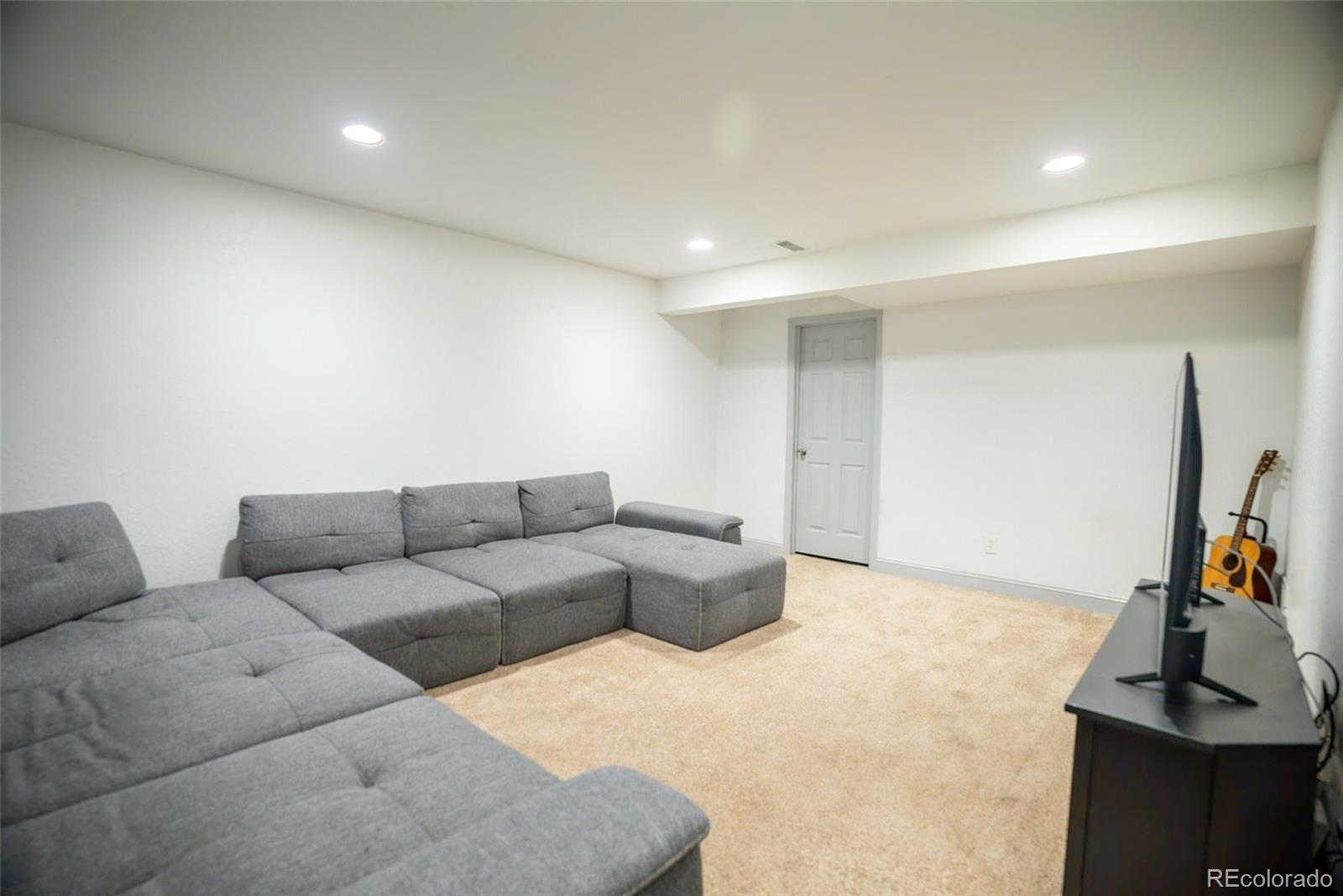 MLS Image #14 for 4107 s rifle way,aurora, Colorado