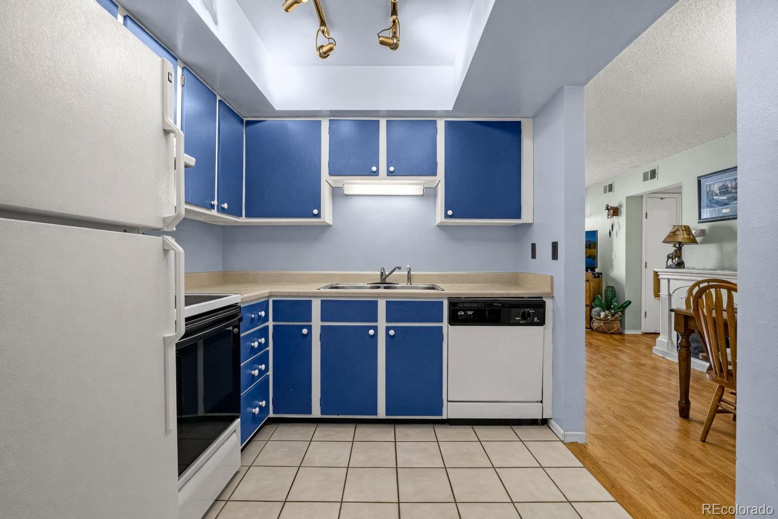 MLS Image #19 for 3550 s harlan street 174,denver, Colorado