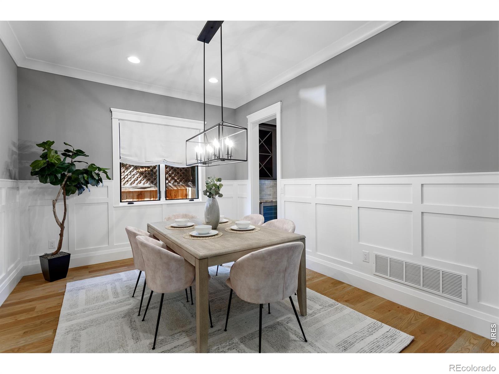 MLS Image #15 for 1346 s gaylord street,denver, Colorado