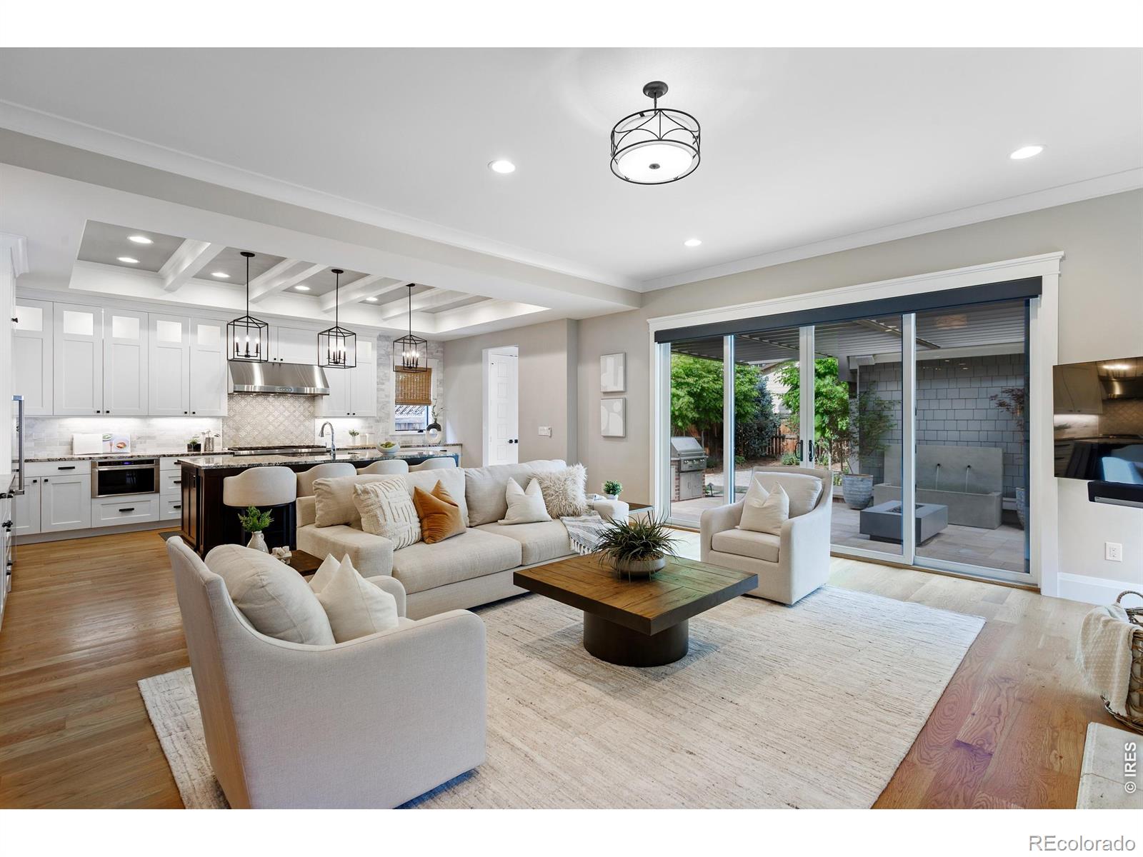 MLS Image #6 for 1346 s gaylord street,denver, Colorado
