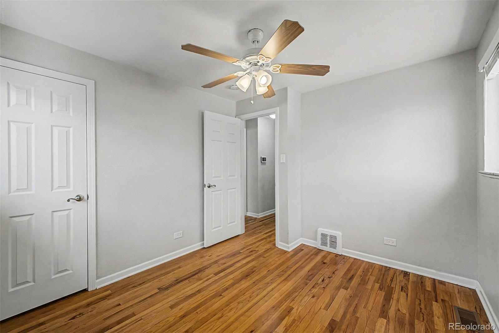 MLS Image #16 for 1414  spruce street,denver, Colorado