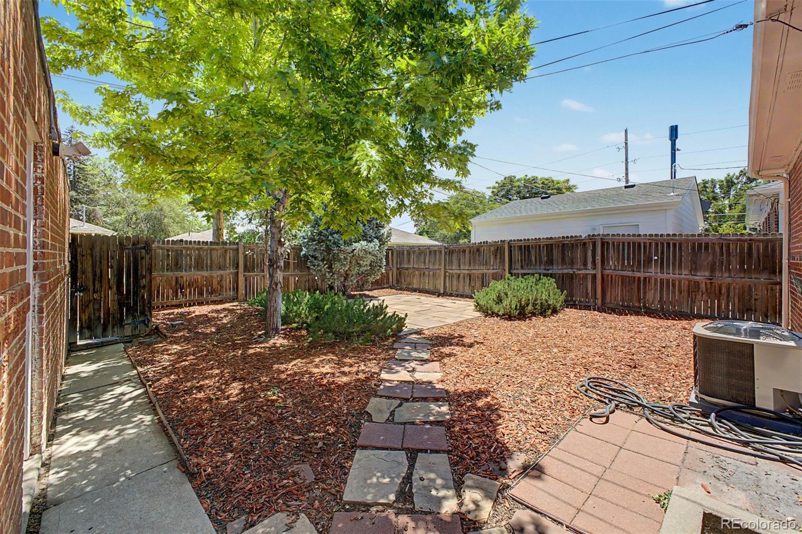MLS Image #30 for 1414  spruce street,denver, Colorado