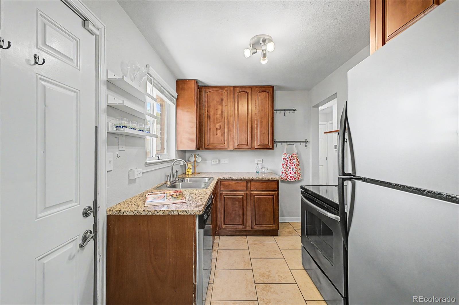 MLS Image #8 for 1414  spruce street,denver, Colorado