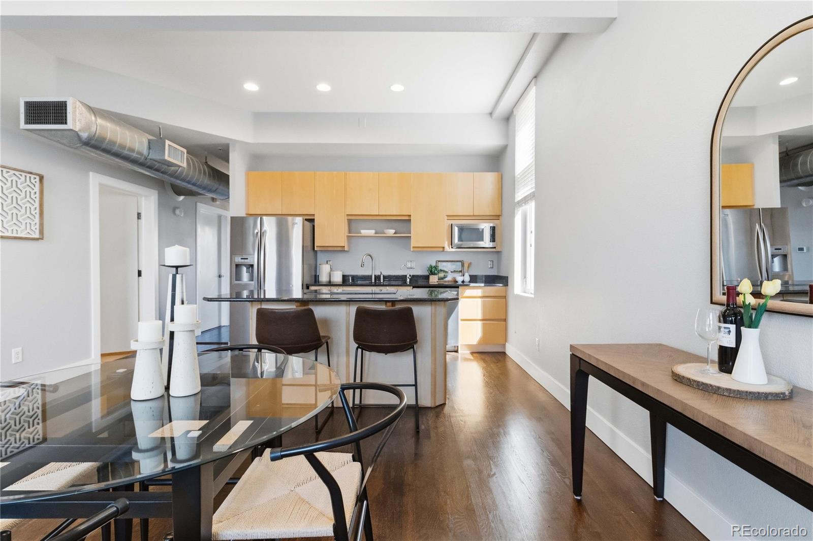 MLS Image #9 for 220  roslyn street,denver, Colorado