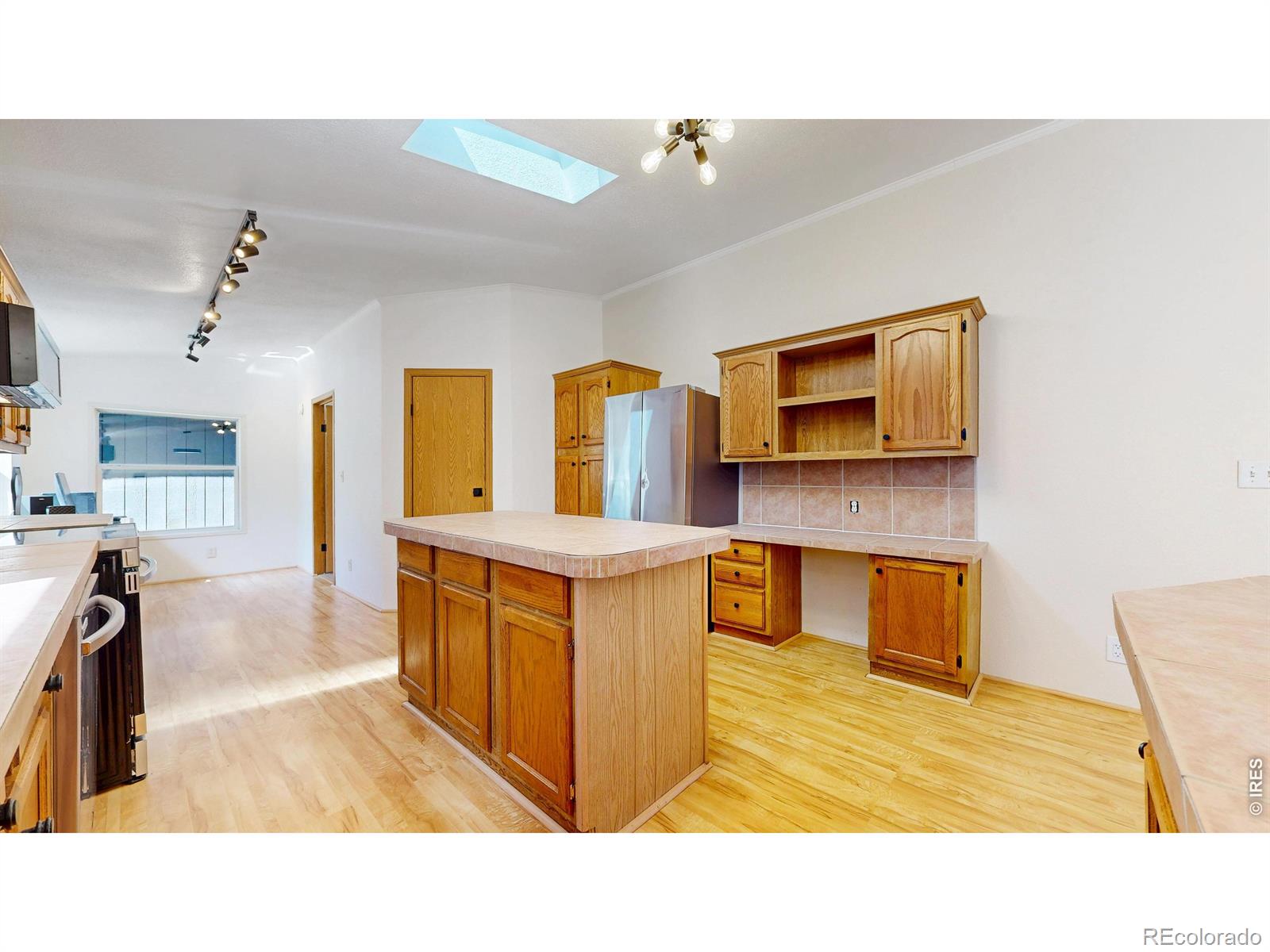 MLS Image #14 for 401  lakritz street,berthoud, Colorado