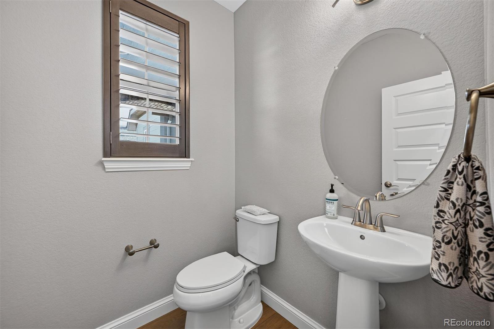MLS Image #16 for 18111 w 94th lane,arvada, Colorado