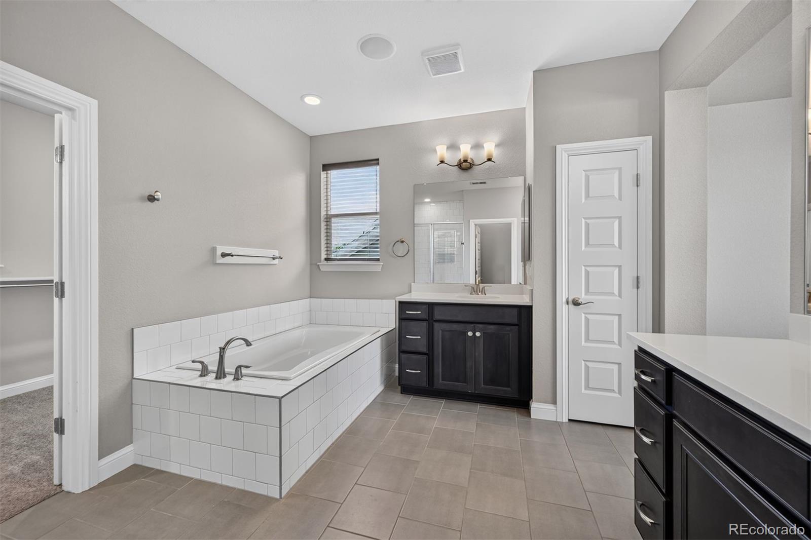 MLS Image #20 for 18111 w 94th lane,arvada, Colorado