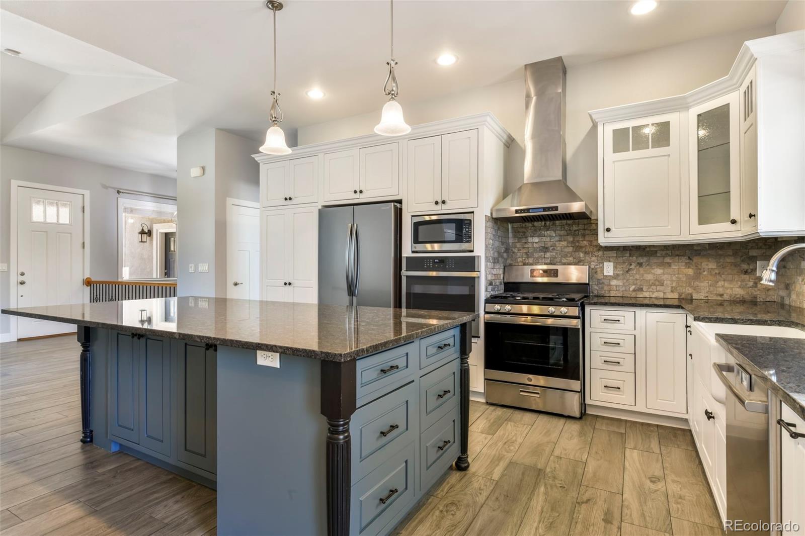 MLS Image #13 for 13355  pinery drive,colorado springs, Colorado