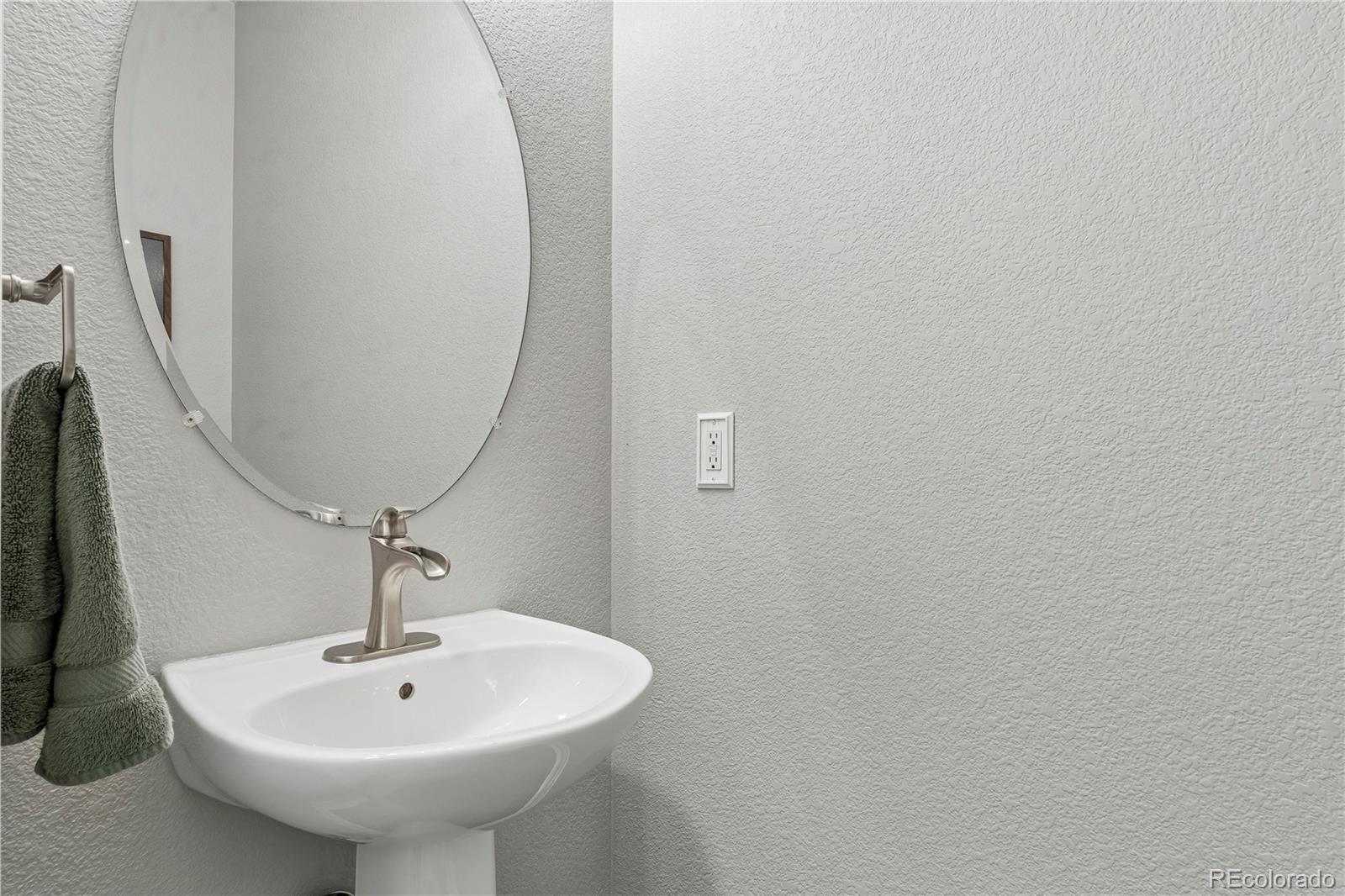 MLS Image #13 for 4348 s queen court,littleton, Colorado