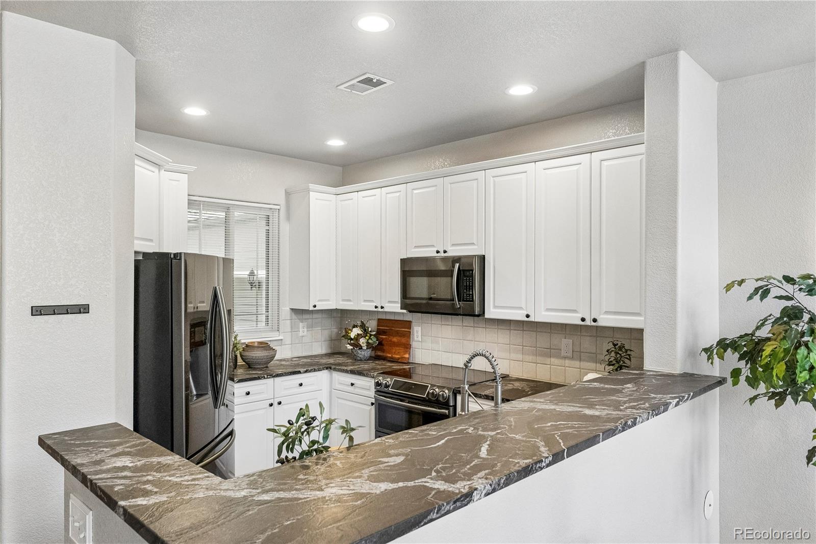 MLS Image #6 for 4348 s queen court,littleton, Colorado