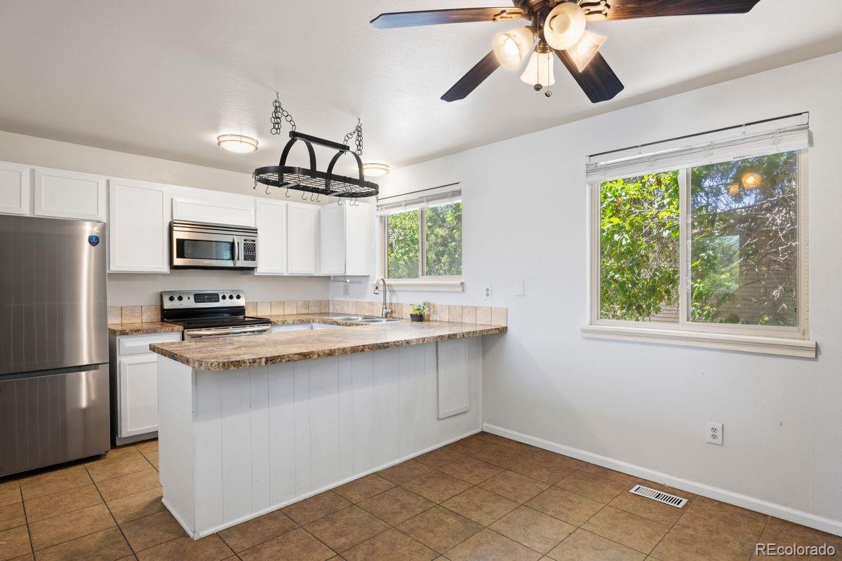 MLS Image #6 for 3347 s laredo court,aurora, Colorado