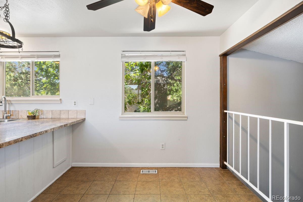 MLS Image #8 for 3347 s laredo court,aurora, Colorado