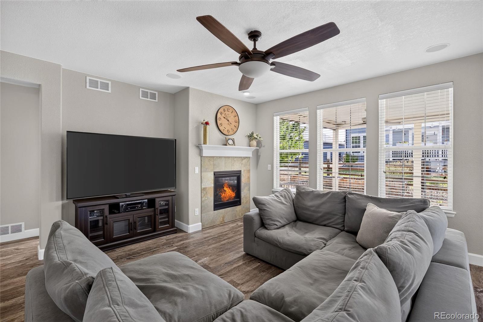 MLS Image #11 for 4862 s versailles court,aurora, Colorado