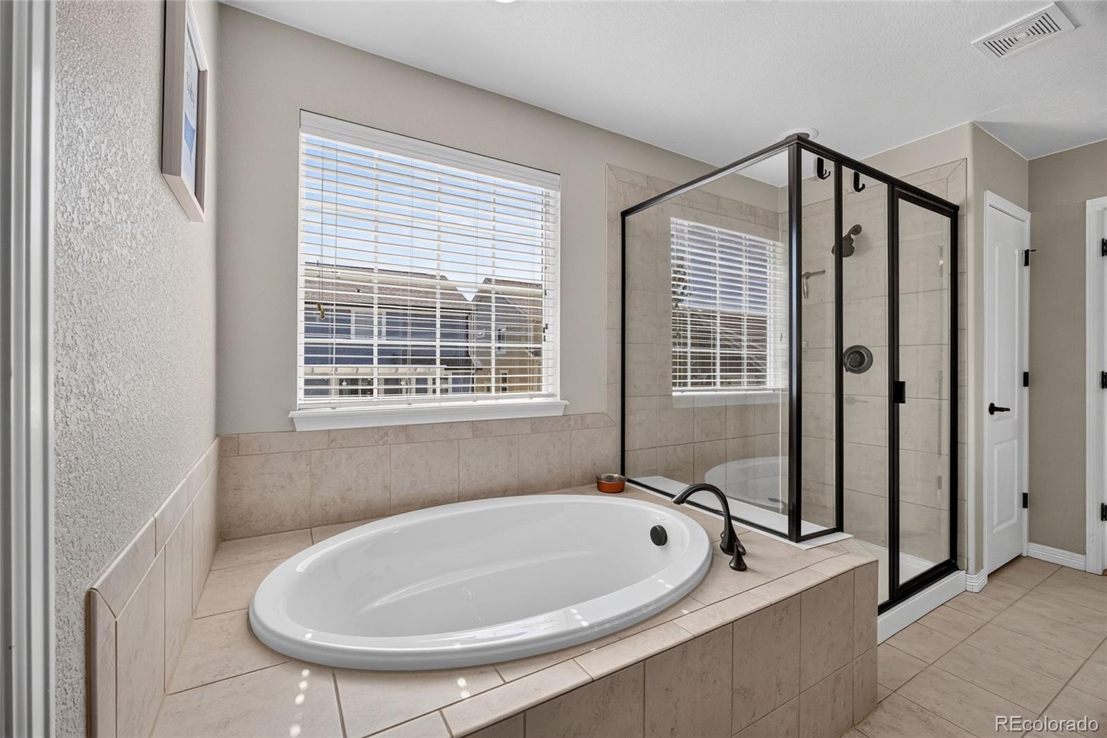 MLS Image #23 for 4862 s versailles court,aurora, Colorado