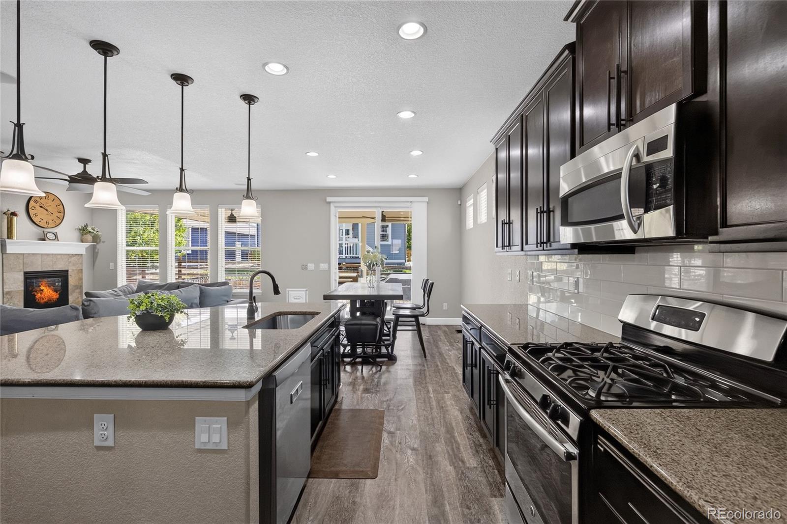 MLS Image #8 for 4862 s versailles court,aurora, Colorado