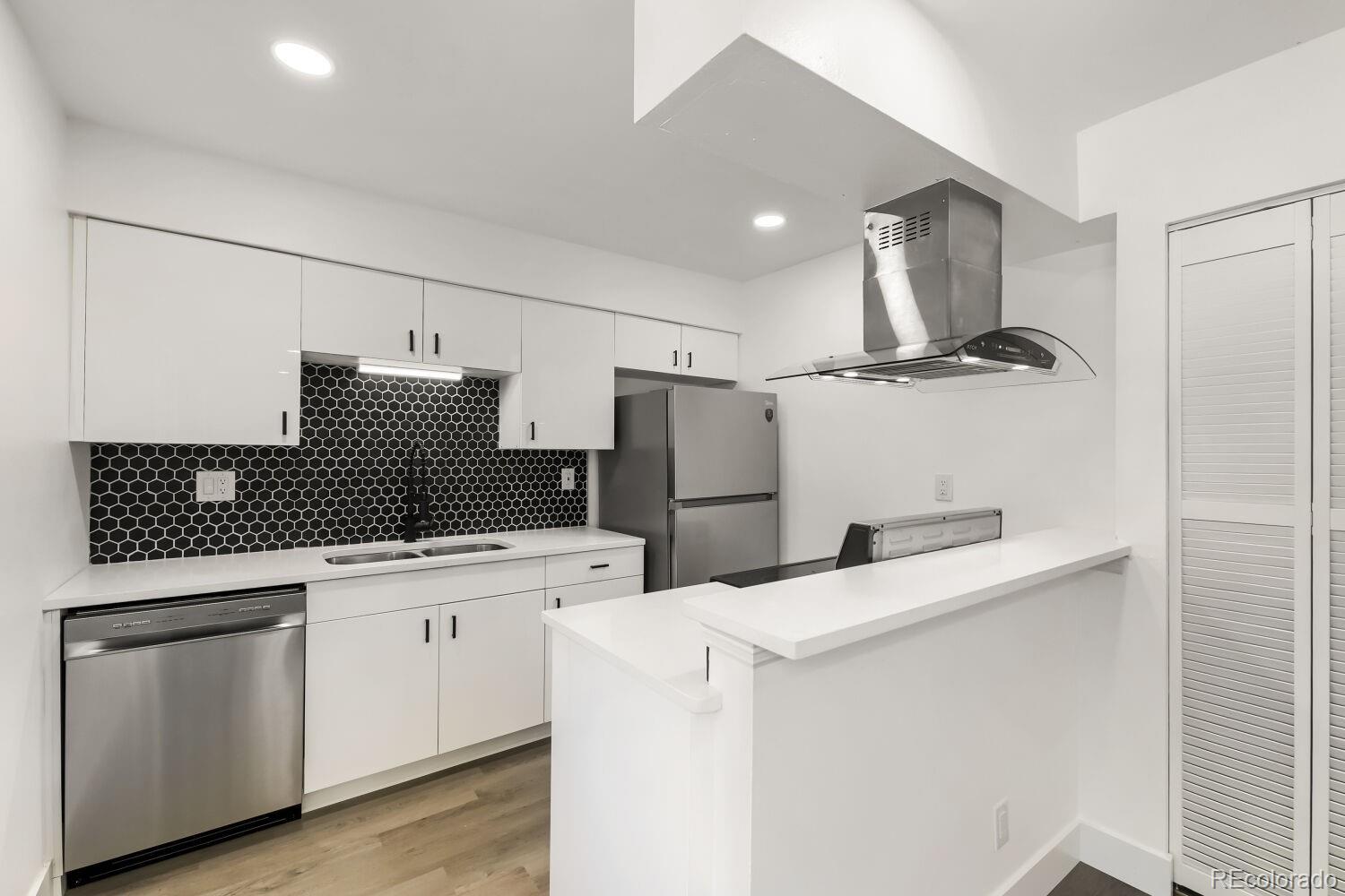 MLS Image #3 for 9105 e lehigh avenue 77,denver, Colorado