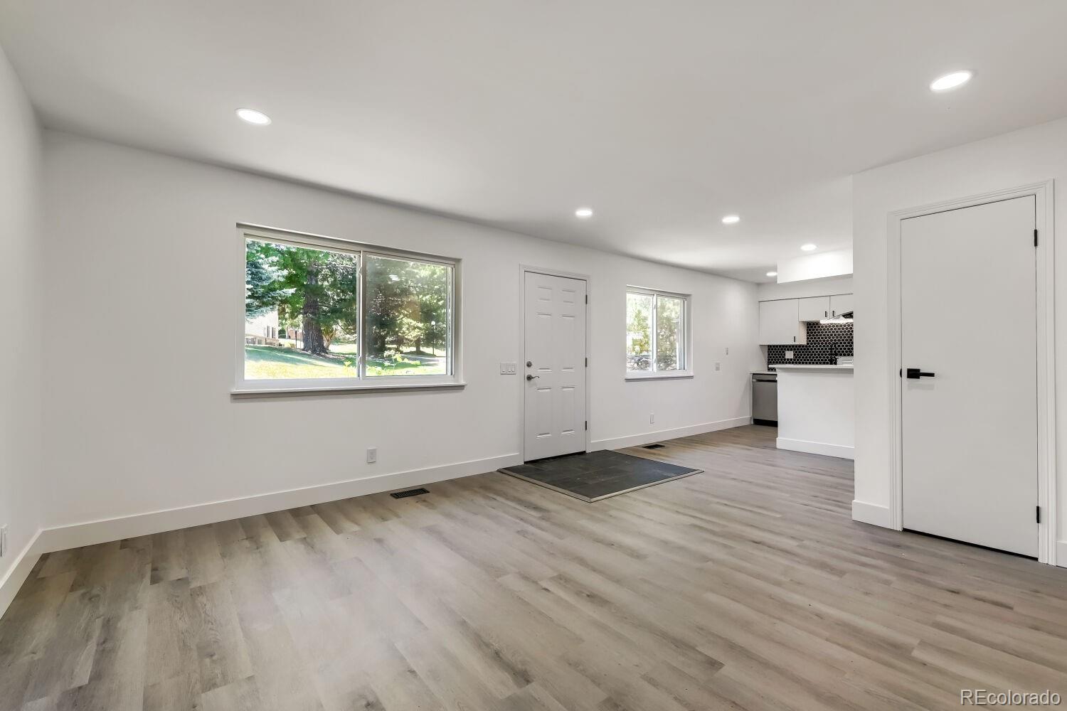 MLS Image #5 for 9105 e lehigh avenue 77,denver, Colorado