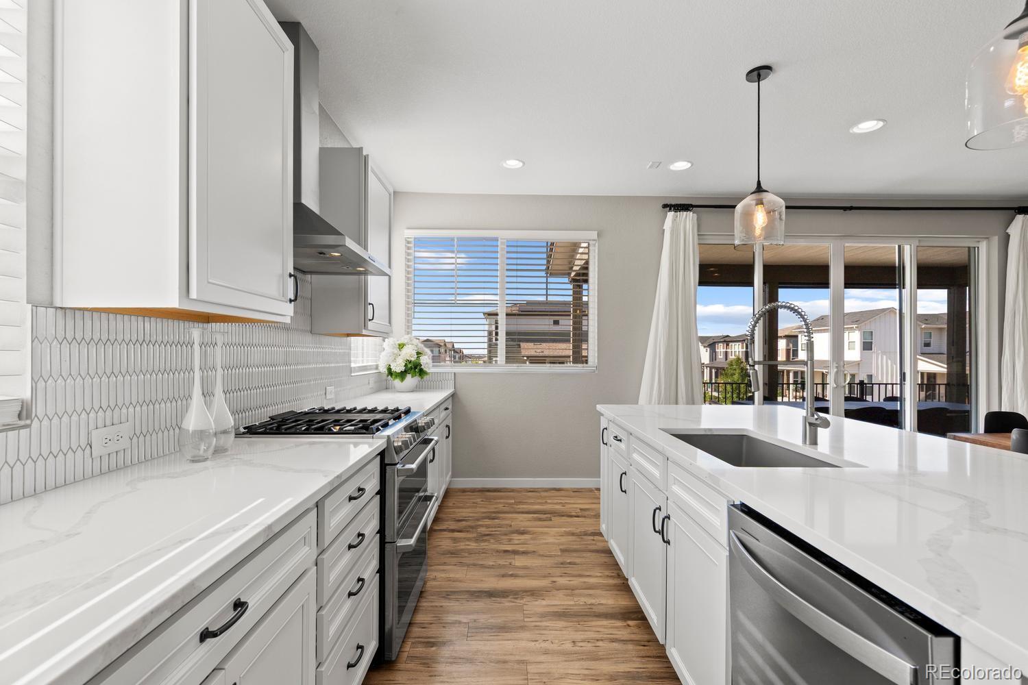 MLS Image #7 for 8978  delacorte street,highlands ranch, Colorado