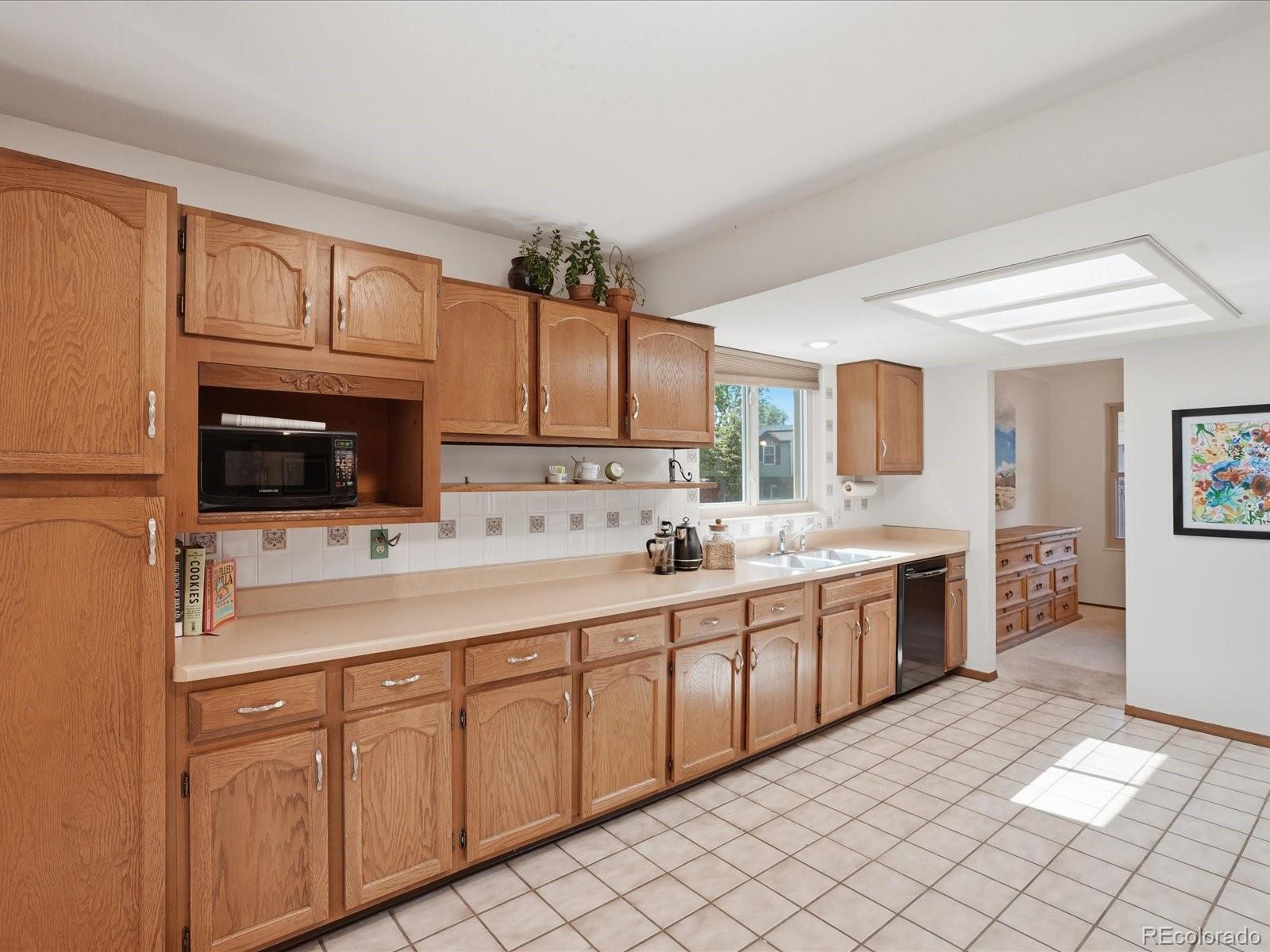 MLS Image #3 for 16636 e rice circle,aurora, Colorado