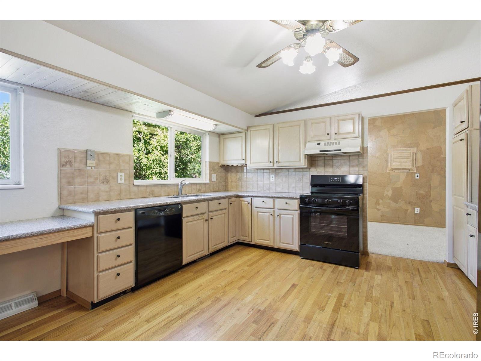 MLS Image #11 for 9620 w 105th place,broomfield, Colorado