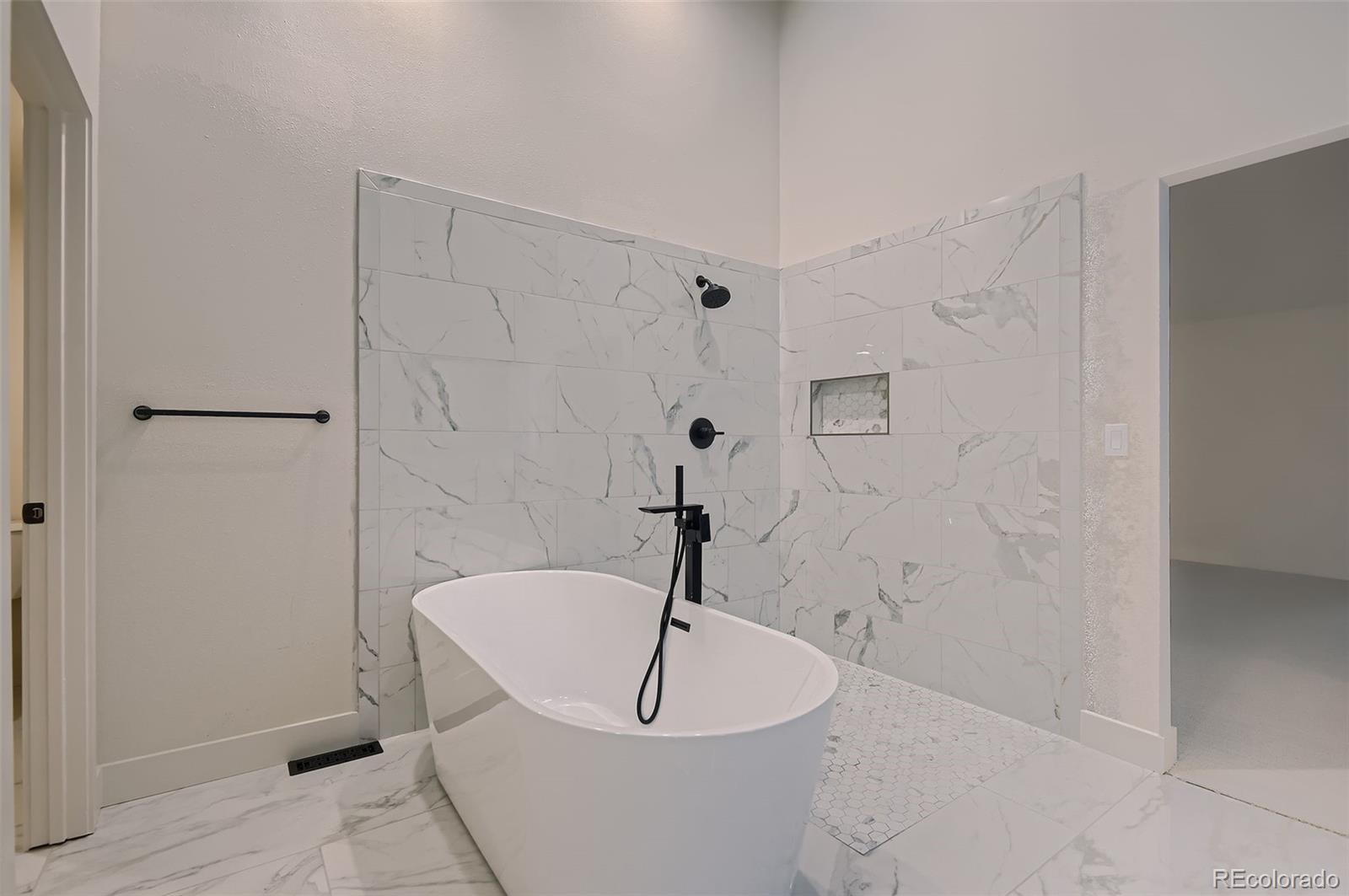 MLS Image #4 for 7635 s cook way,centennial, Colorado