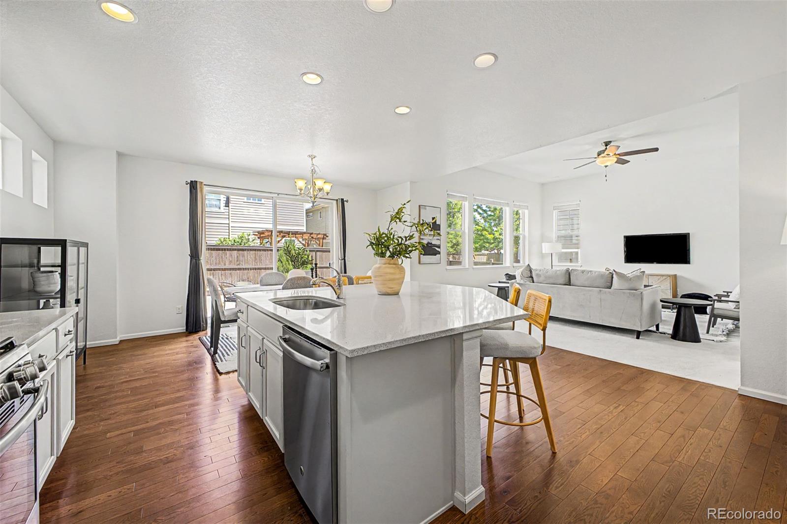 MLS Image #10 for 15263 w 49th place,golden, Colorado