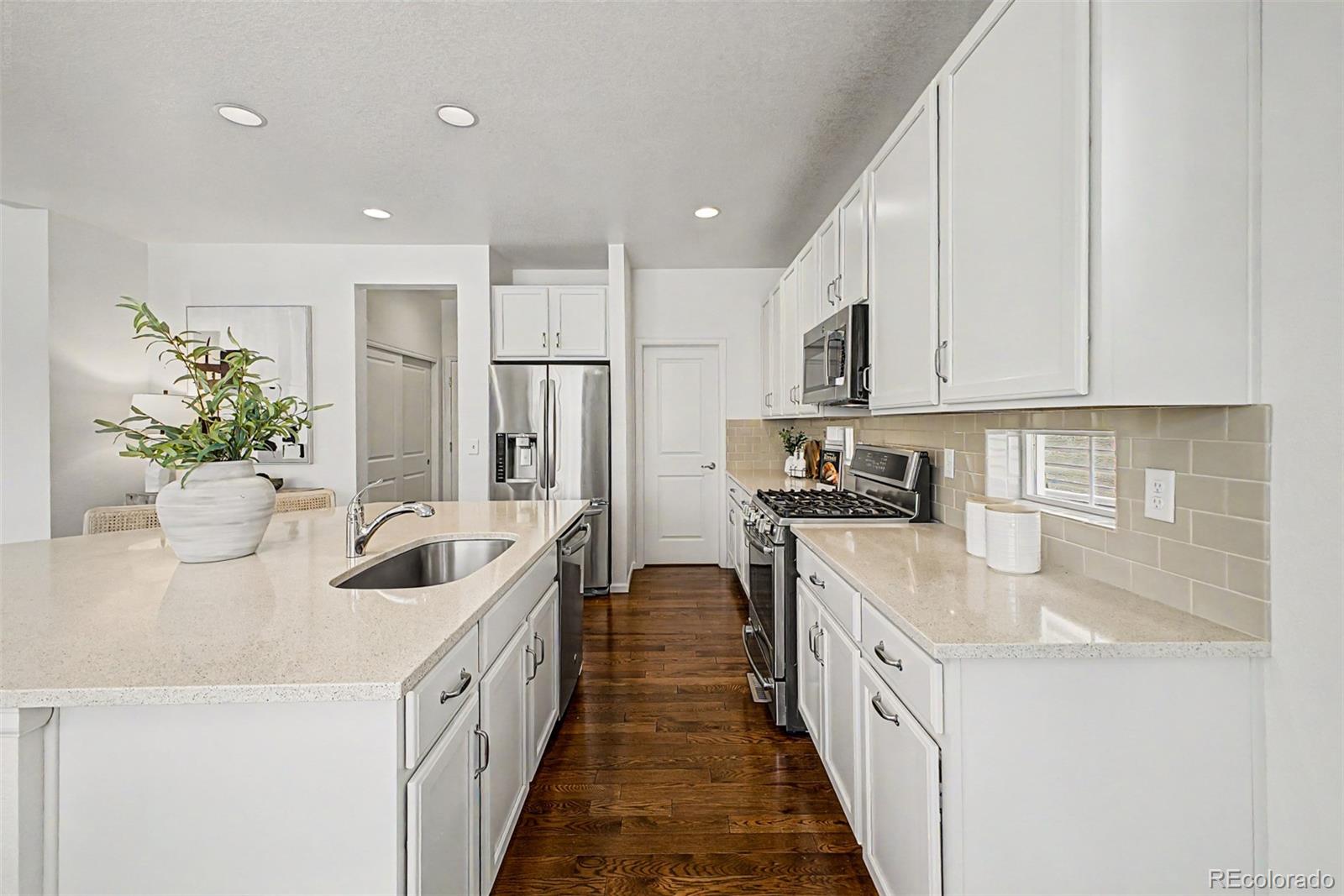 MLS Image #9 for 15263 w 49th place,golden, Colorado