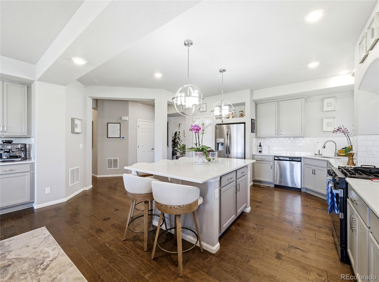 MLS Image #6 for 4976  malaya street,denver, Colorado