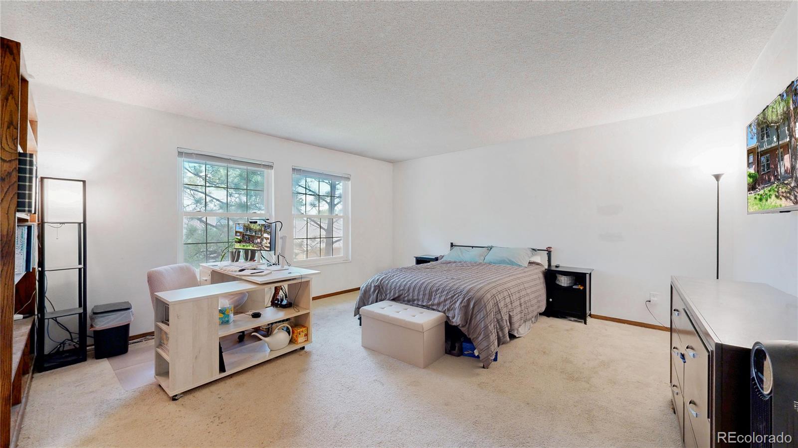MLS Image #15 for 10208 e jewell avenue,aurora, Colorado