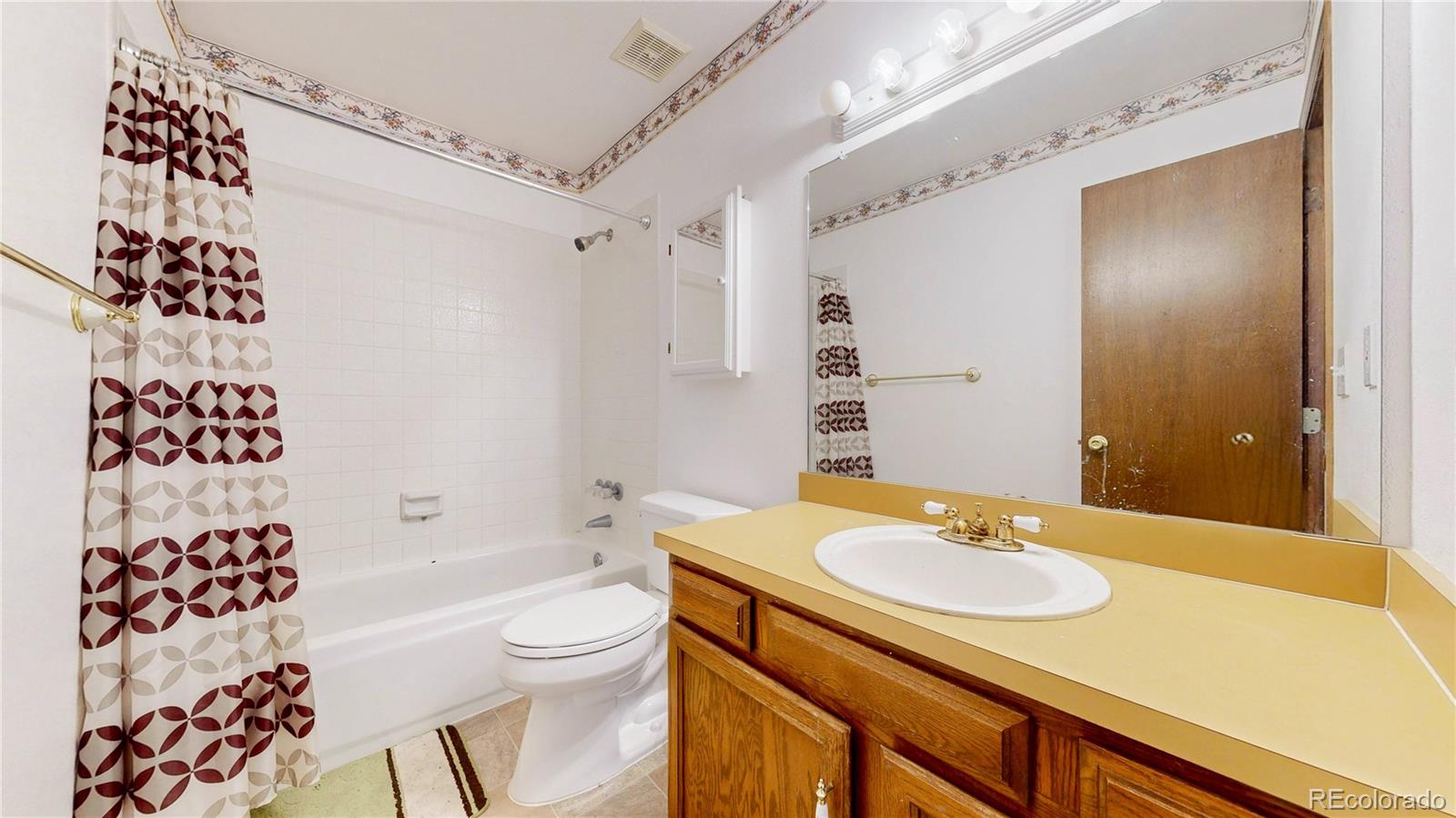 MLS Image #24 for 10208 e jewell avenue,aurora, Colorado