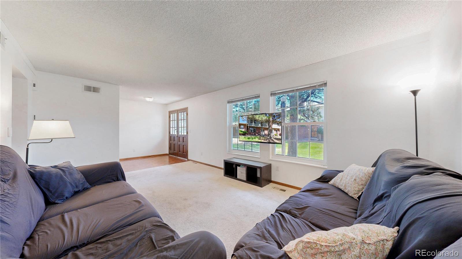 MLS Image #5 for 10208 e jewell avenue,aurora, Colorado