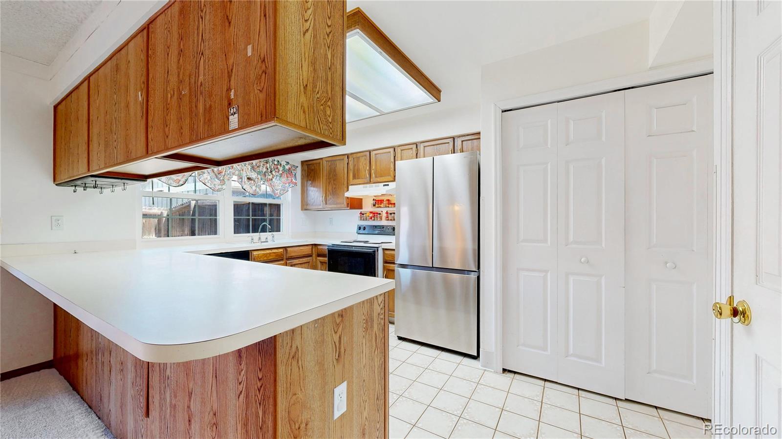 MLS Image #6 for 10208 e jewell avenue,aurora, Colorado