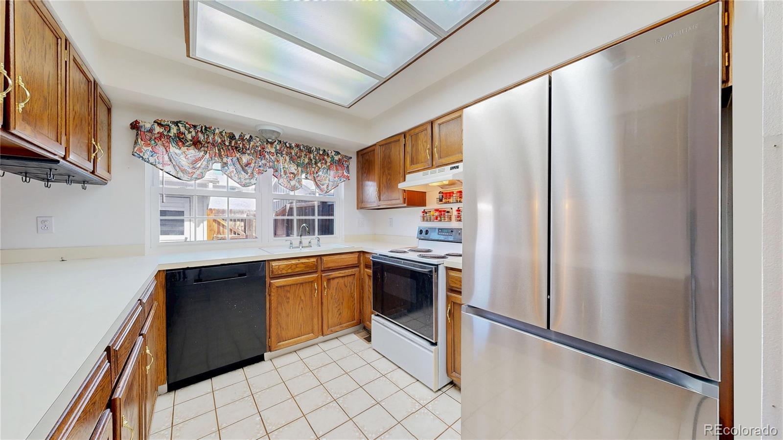 MLS Image #7 for 10208 e jewell avenue,aurora, Colorado