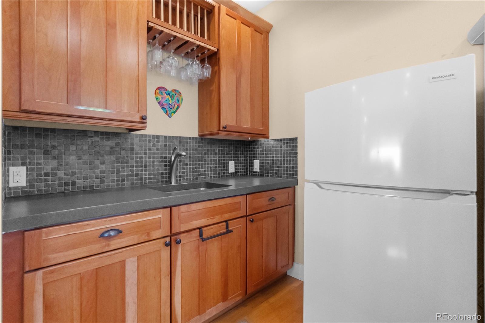 MLS Image #15 for 1910 s corona street,denver, Colorado