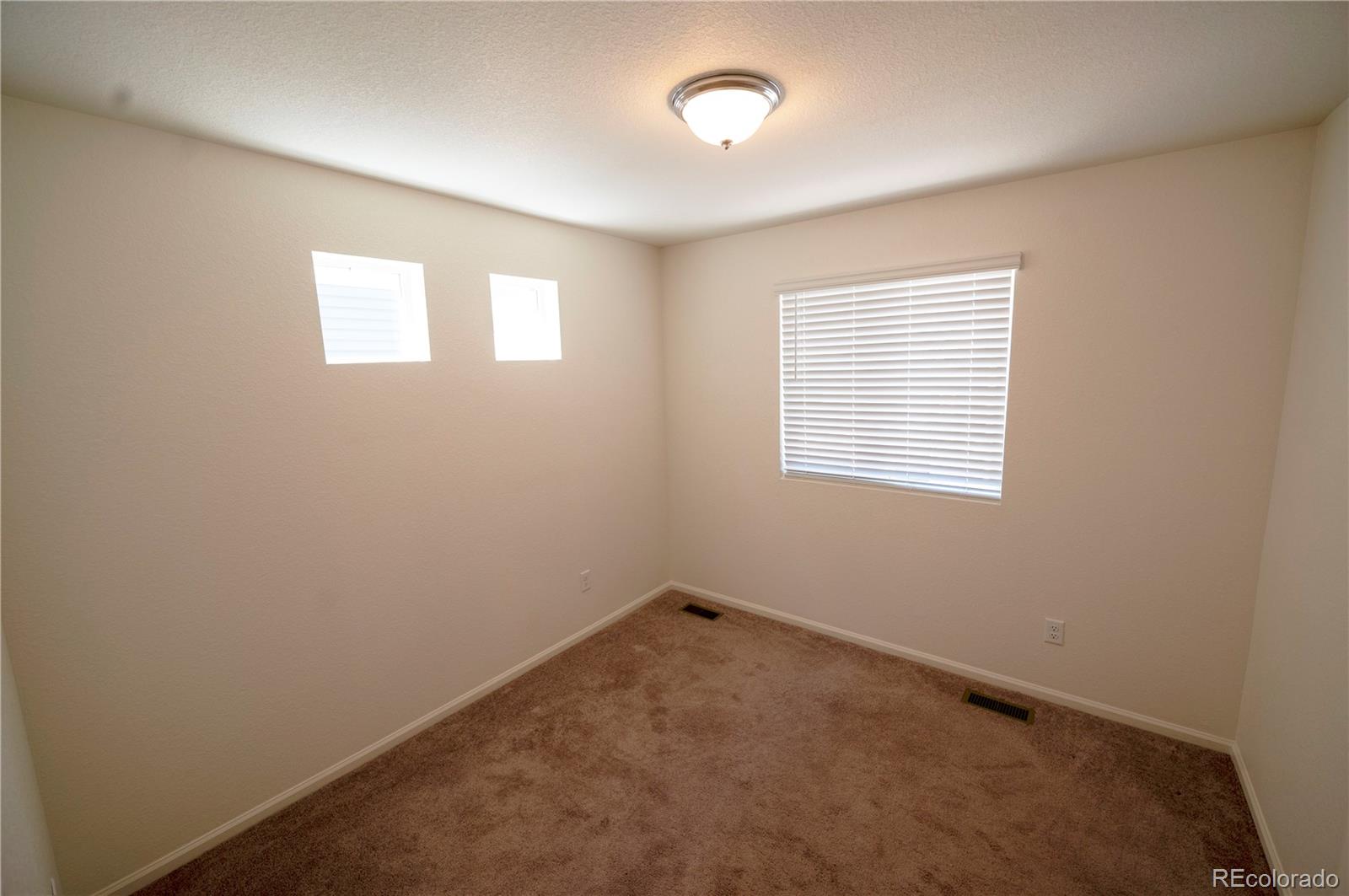 MLS Image #18 for 18181 e 51st avenue,denver, Colorado