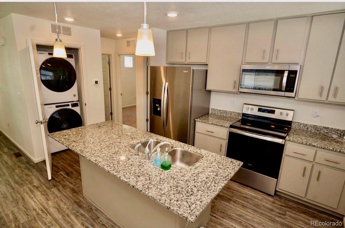 MLS Image #7 for 18181 e 51st avenue,denver, Colorado