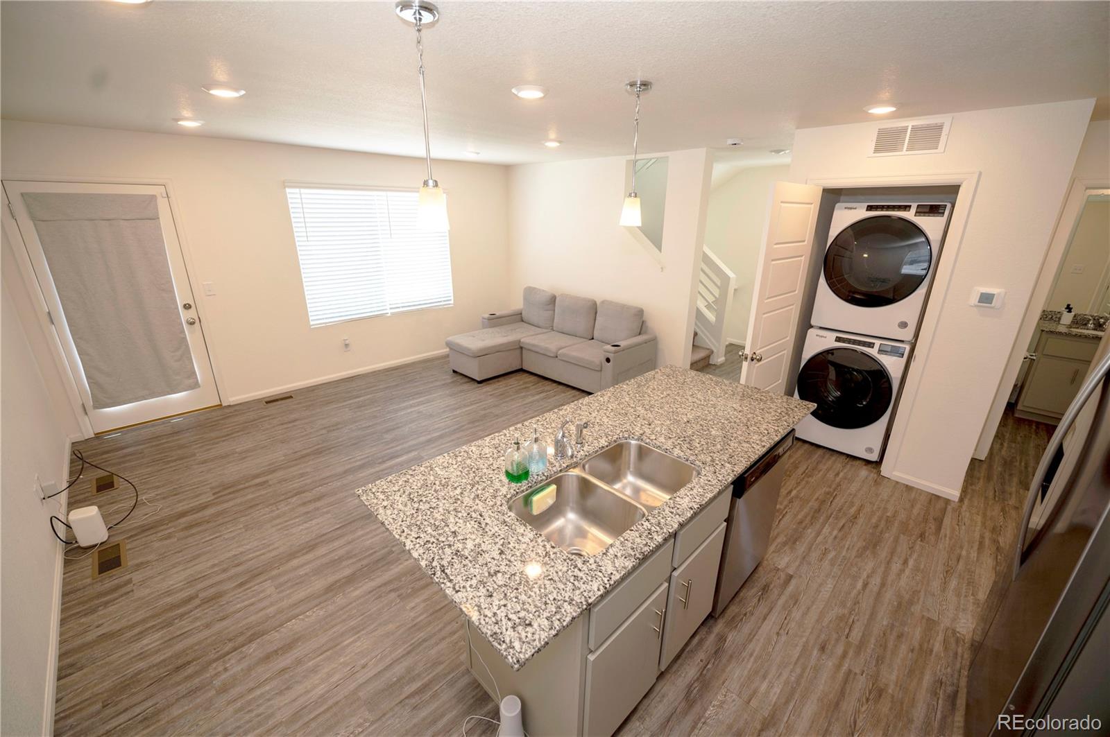 MLS Image #9 for 18181 e 51st avenue,denver, Colorado