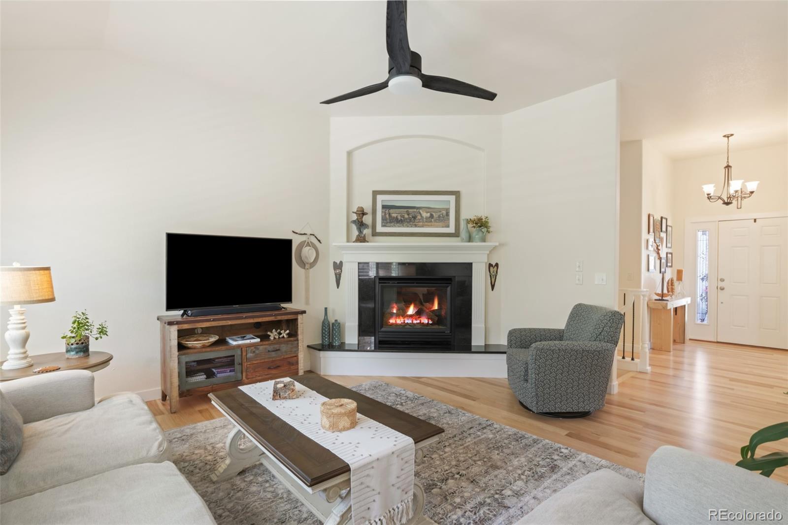 MLS Image #4 for 2061  monte vista circle,loveland, Colorado