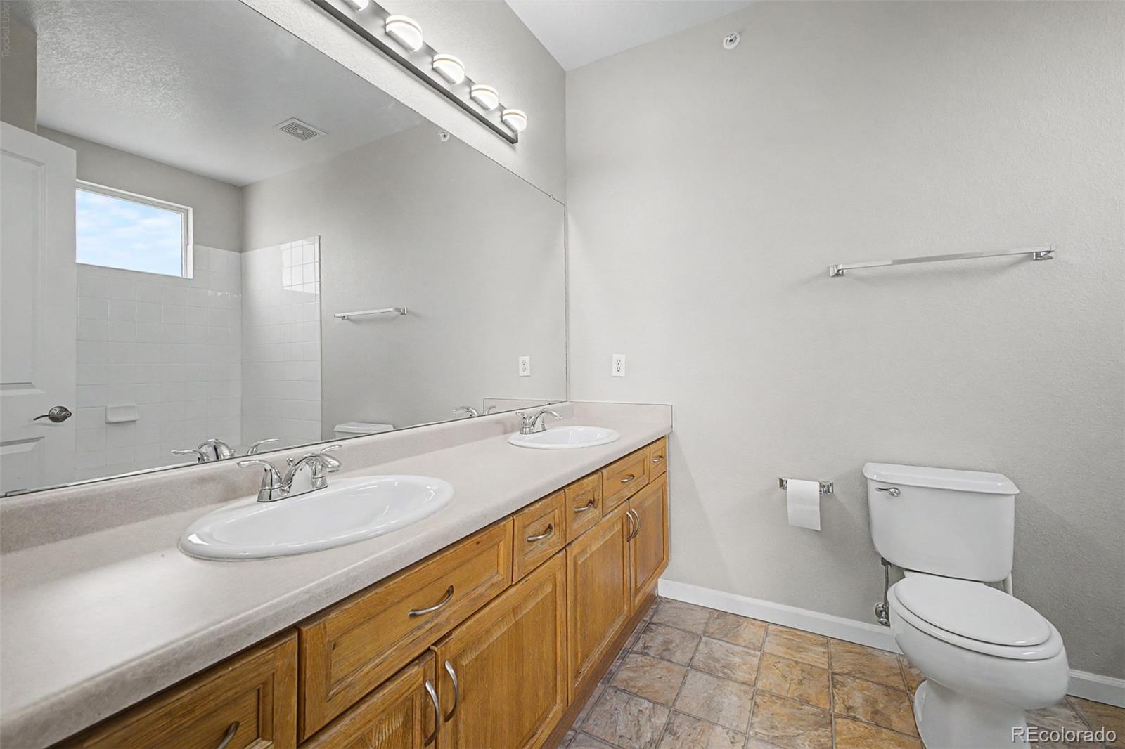 MLS Image #15 for 7479 s alkire street 302,littleton, Colorado