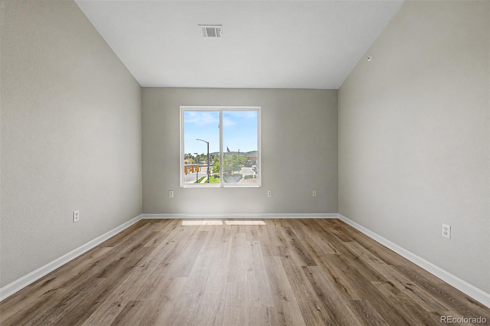 MLS Image #18 for 7479 s alkire street 302,littleton, Colorado
