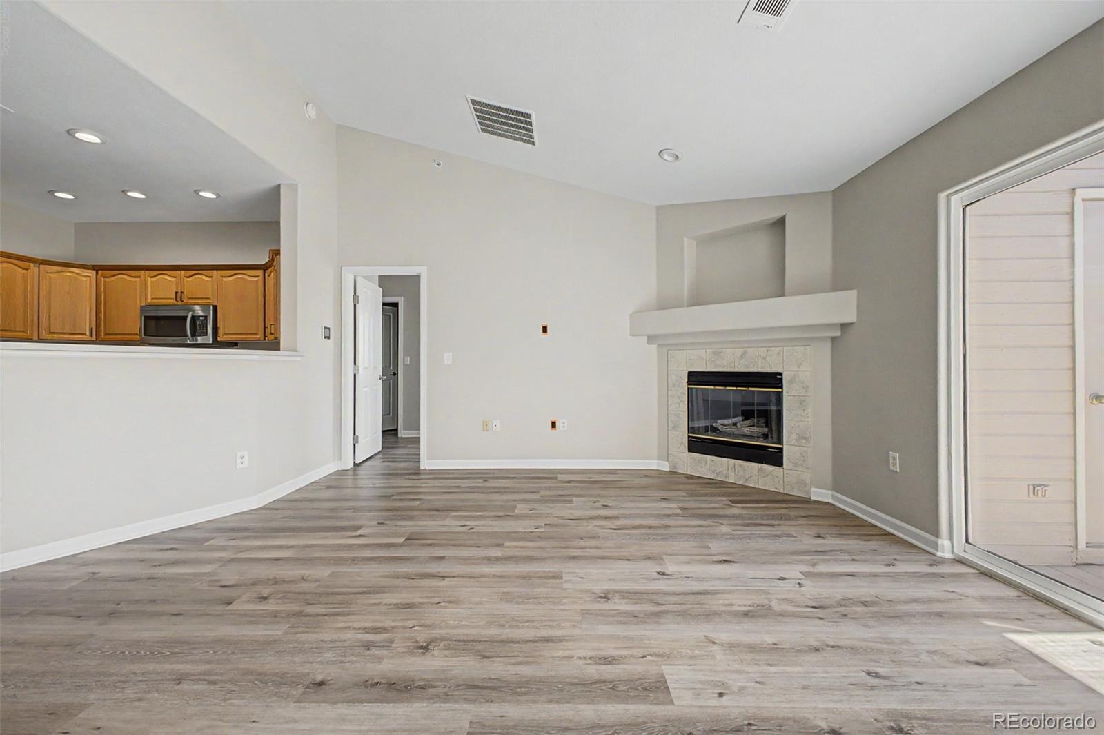 MLS Image #2 for 7479 s alkire street 302,littleton, Colorado