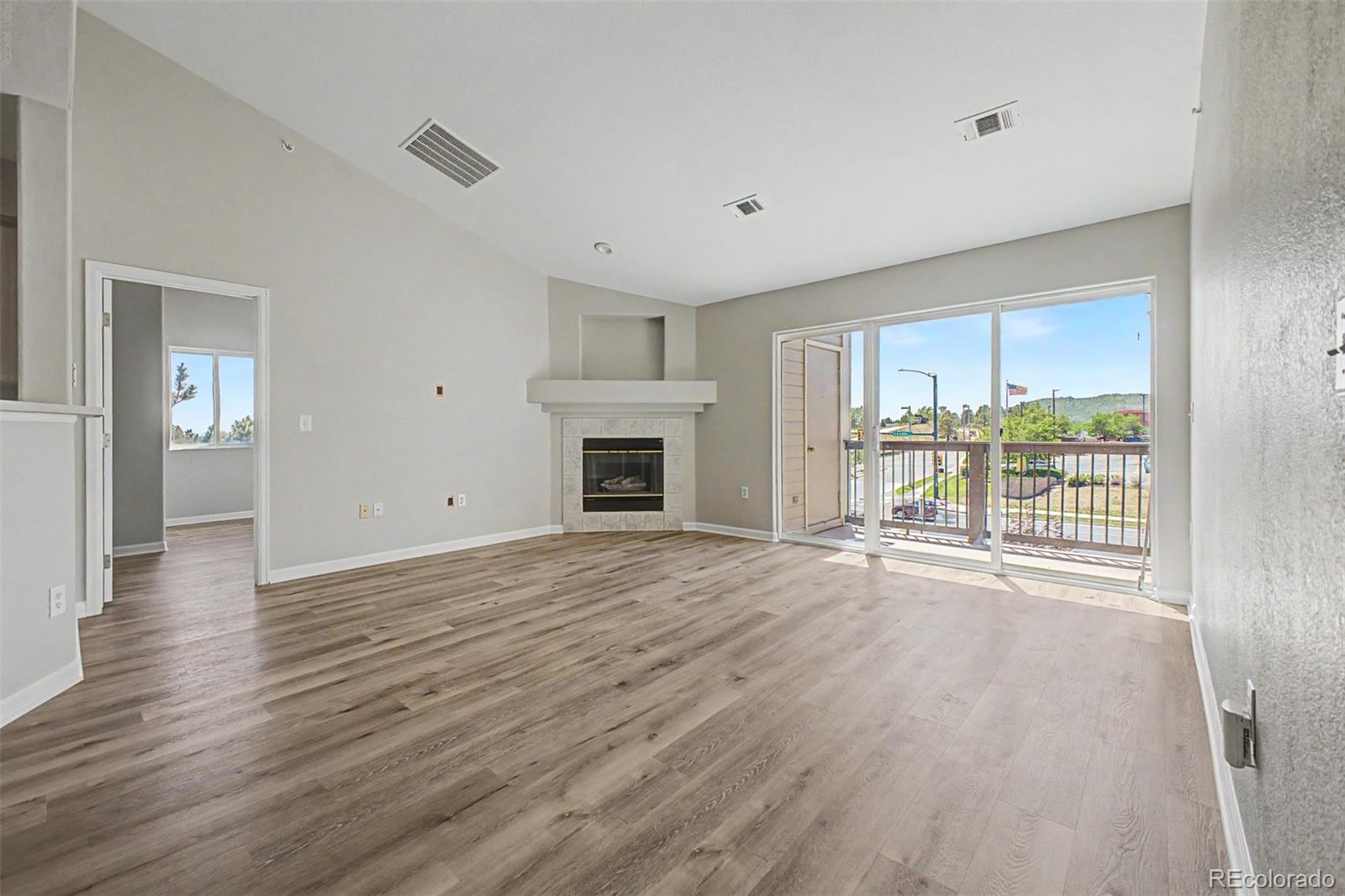 MLS Image #4 for 7479 s alkire street 302,littleton, Colorado