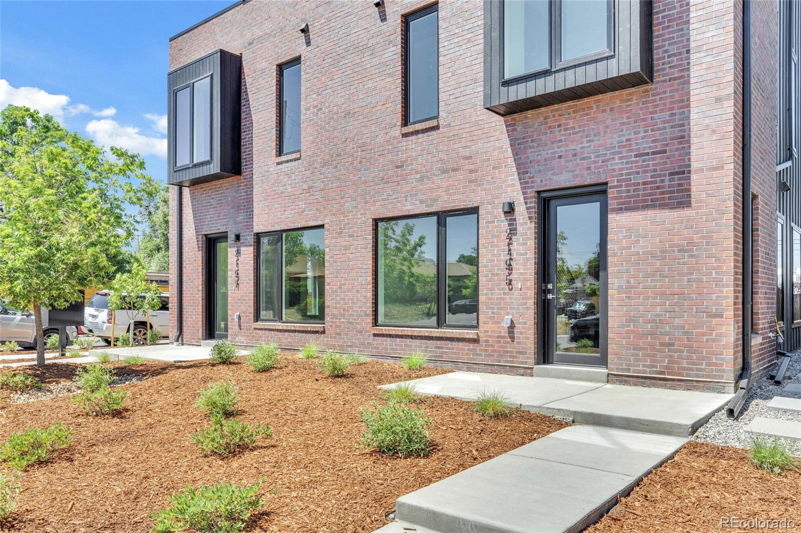 MLS Image #2 for 2197 s cherokee street ,denver, Colorado