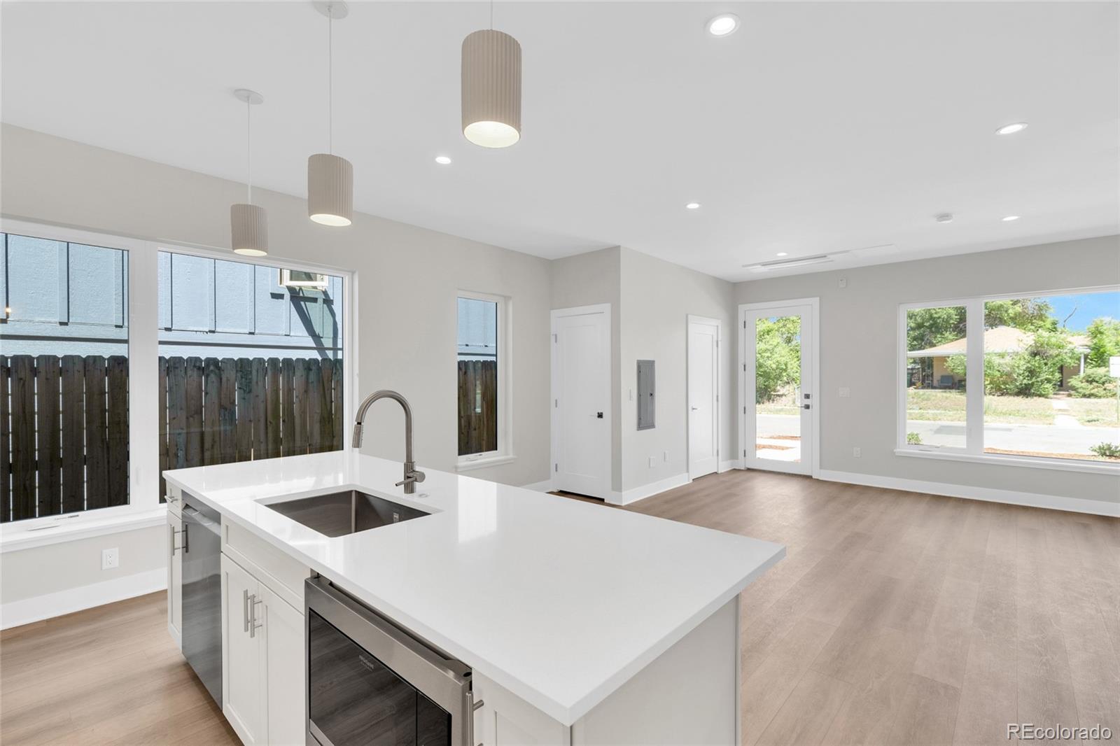 MLS Image #6 for 2197 s cherokee street ,denver, Colorado