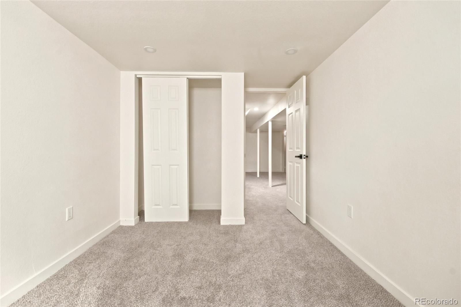 MLS Image #17 for 3280  leyden street,denver, Colorado