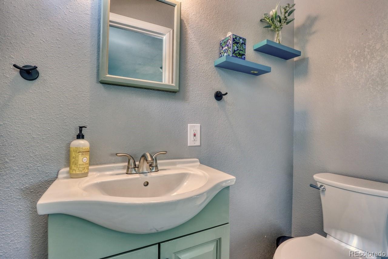 MLS Image #17 for 4945 w amherst avenue,denver, Colorado