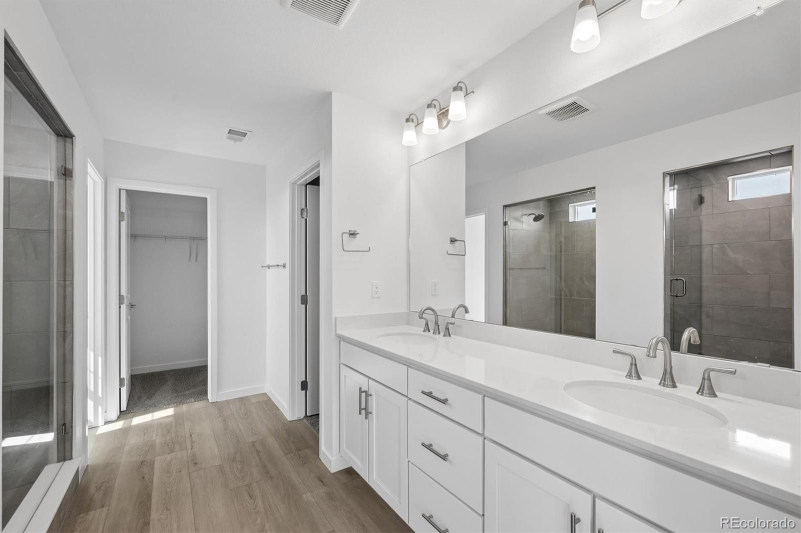 MLS Image #13 for 3661 n hayleyville street,aurora, Colorado