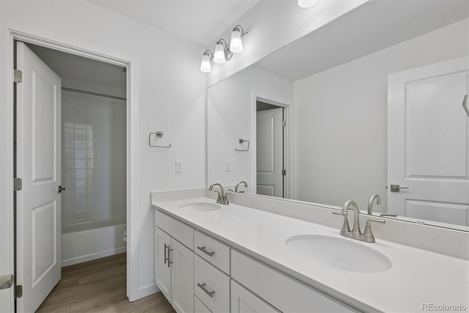 MLS Image #15 for 3661 n hayleyville street,aurora, Colorado